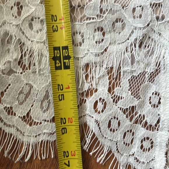 New Rose + Olive gorgeous lace top - Picture 14 of 16